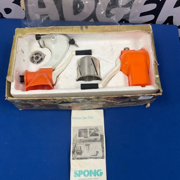Vintage Spong Kitchen Set 702 in original box, 1960s kitchenalia.