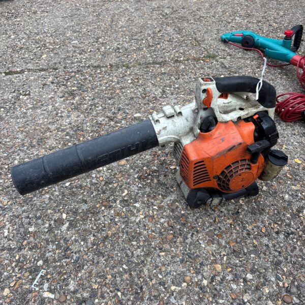Used Stihl BG 85 petrol blower for garden leaf clearing.