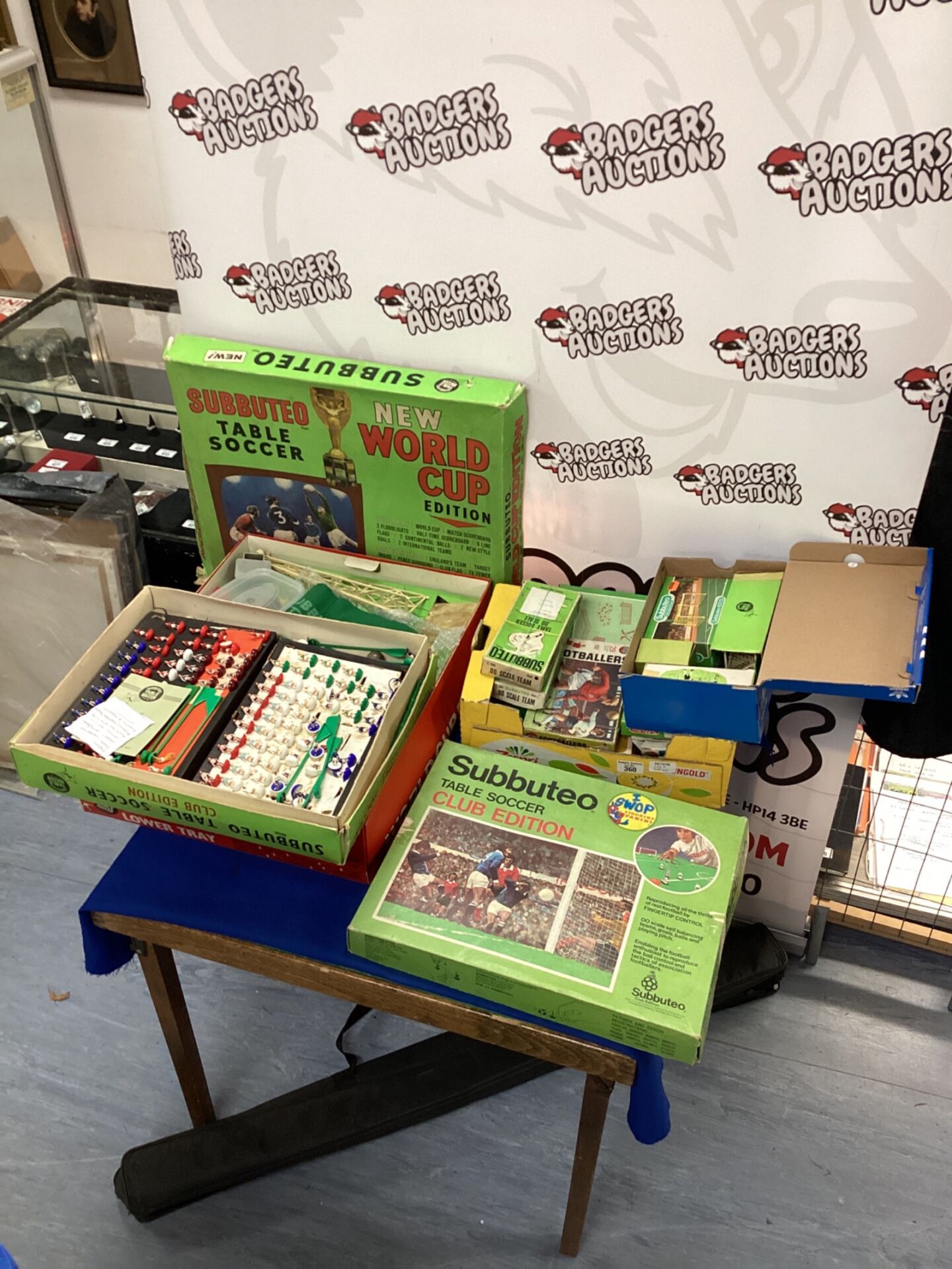 360 Job lot of football Subbuteo, incl. World Cup Edition, Club Edition…