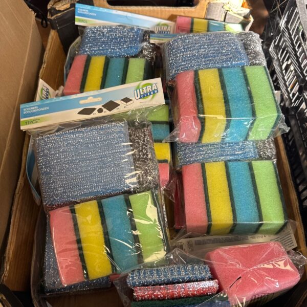 New Ultra Clean Brillo pad and sponge sets in original packaging.