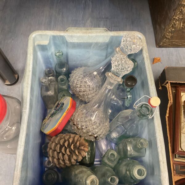 Mixed lot of vintage bottles and decanters, collectible glassware.