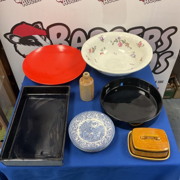 Vintage dish and bowl lot including Zissell & Co Hounslow bottle.