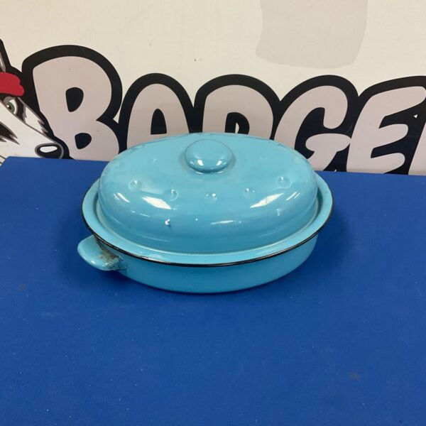 Vintage blue enamelled cooking pot, classic kitchenalia.