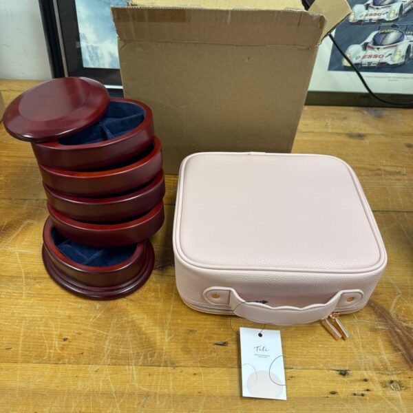 Vintage wooden jewellery box with a new Tili vanity case.