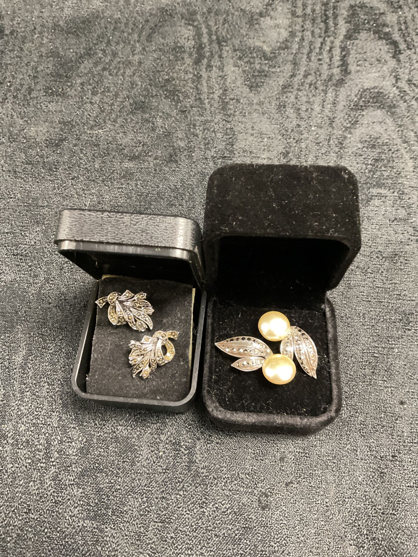 810 Two pairs of marcasite stud earrings