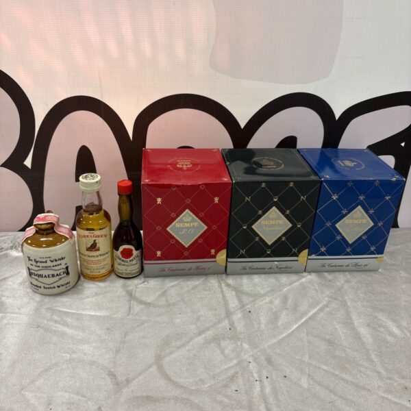 Mixed lot of whisky miniatures with Sempé boxes and stoneware flagon