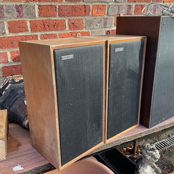 Pair of vintage Sony SS 1000 bookshelf speakers with wood-effect cabinets