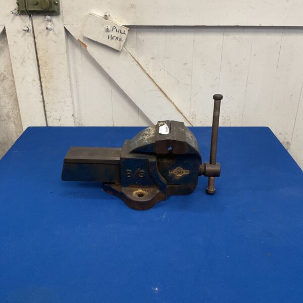 Vintage Woden B/3 cast iron bench vice with blue finish and steel handle