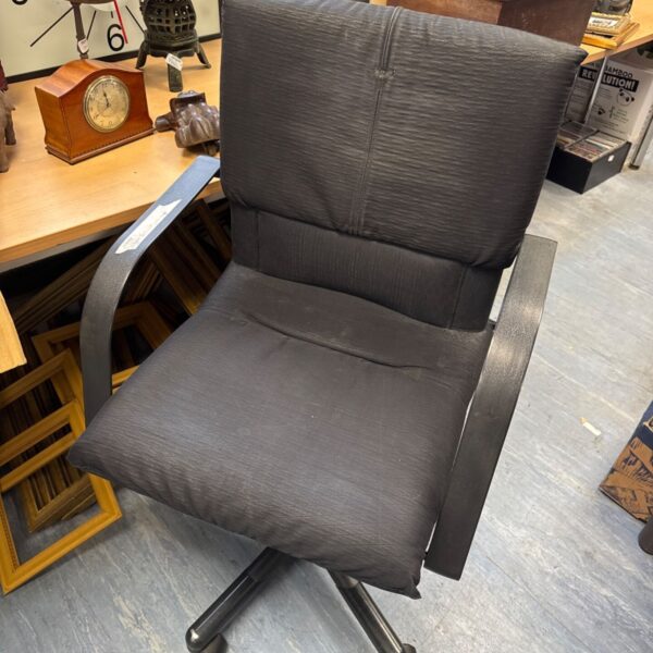 Black Vitra Bellini Figura office chair with chrome base.