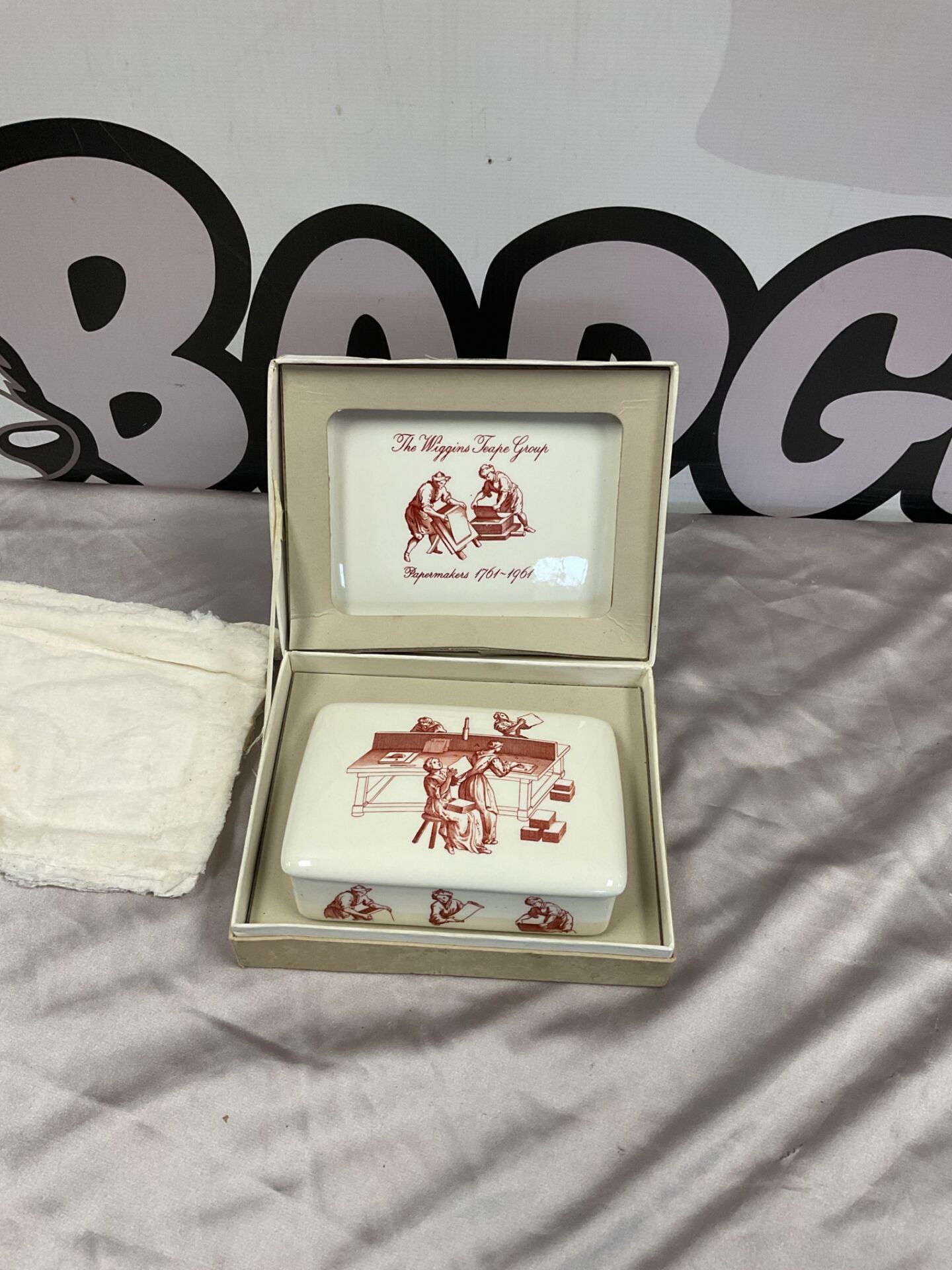 278 Wedgewood Butter dish and knife rest celebration of Wiggins Teape Papermakers
