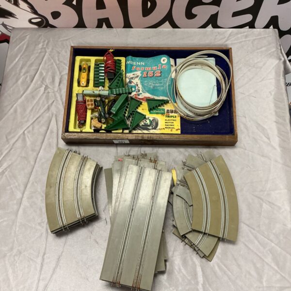 Vintage Wrenn Formula 152 electric motor racing set with track and manual